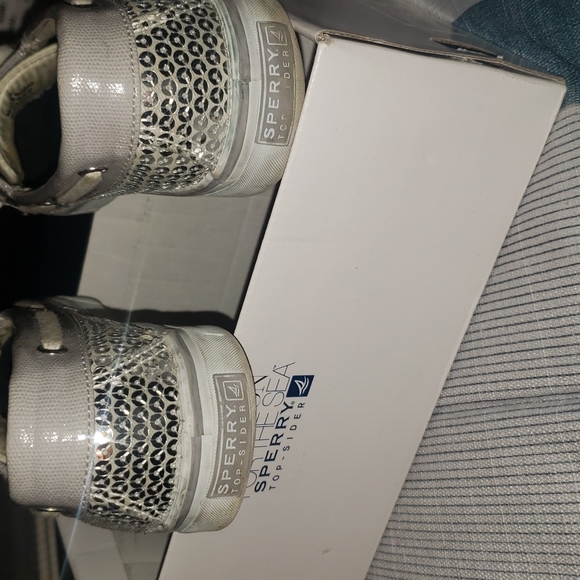 Ladies Bahama Silver Sequins - Picture 5 of 5